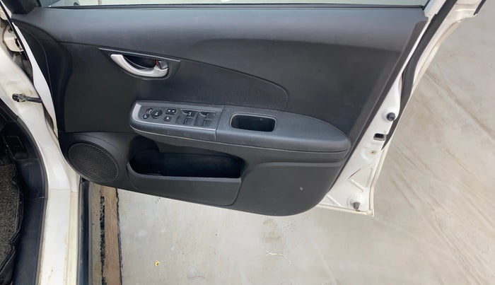 2017 Honda BR-V 1.5L I-VTEC V CVT, Petrol, Automatic, 88,760 km, Driver Side Door Panels Control