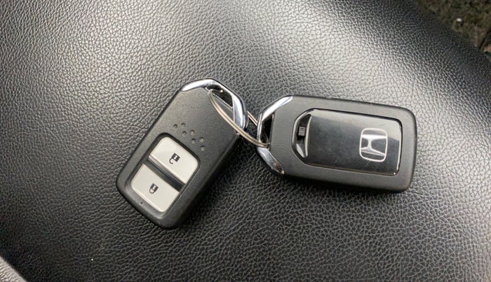 2017 Honda BR-V 1.5L I-VTEC V CVT, Petrol, Automatic, 88,760 km, Key Close Up