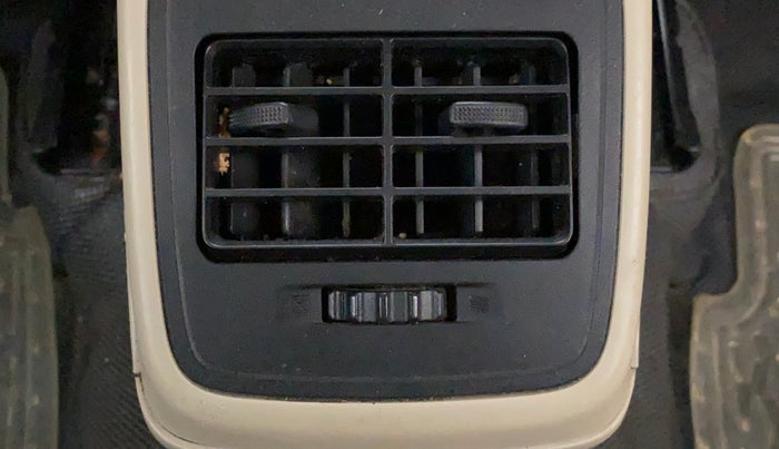 2017 Maruti Dzire VXI, Petrol, Manual, 36,040 km, Rear AC Vents