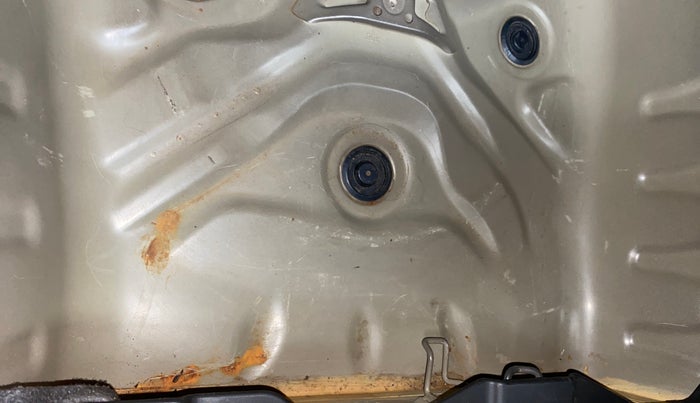 2017 Maruti Dzire VXI, Petrol, Manual, 36,040 km, Boot floor - Slight discoloration