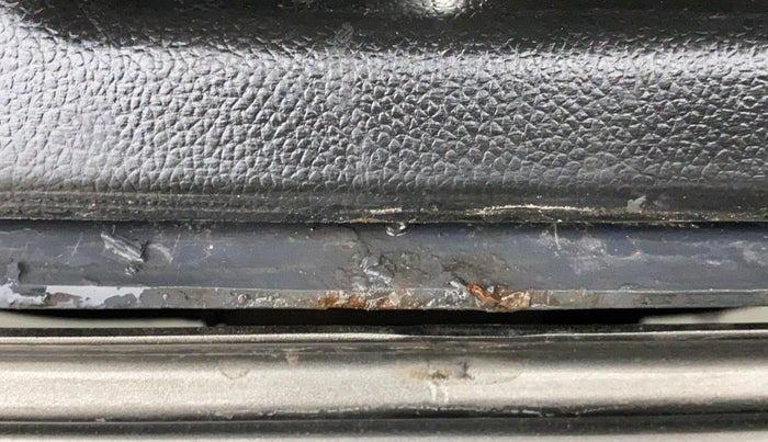 2017 Maruti Dzire VXI, Petrol, Manual, 36,040 km, Dicky (Boot door) - Slightly rusted