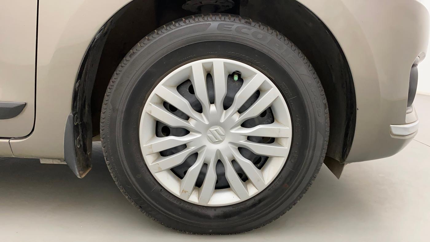 2017 Maruti Dzire VXI, Petrol, Manual, 36,040 km, Right Front Wheel