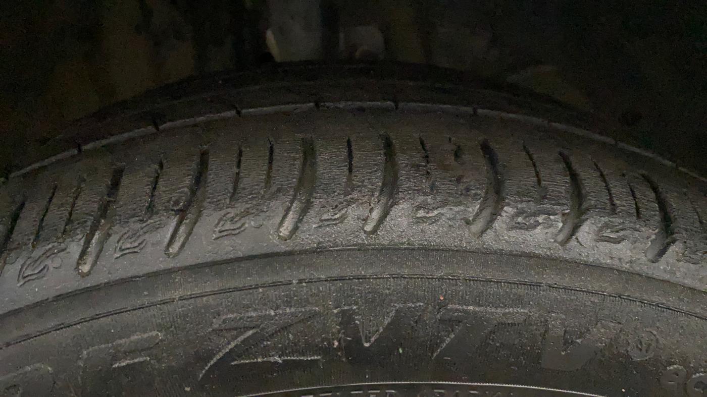 2019 Maruti Baleno ZETA PETROL 1.2, Petrol, Manual, 83,553 km, Right Front Tyre Tread
