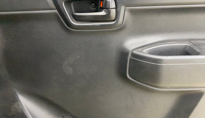 2019 Maruti S PRESSO VXI, Petrol, Manual, 48,409 km, Driver Side Door Panels Control