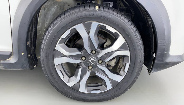 2017 Honda WR-V 1.5 i-DTEC VX MT, Diesel, Manual, 38,976 km, Right Front Wheel
