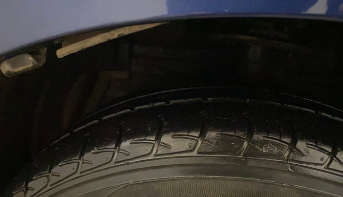 2019 Maruti Ciaz DELTA 1.5 SHVS MT PETROL, Petrol, Manual, 31,615 km, Left Front Tyre Tread