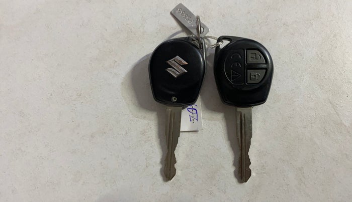 2019 Maruti Ciaz DELTA 1.5 SHVS MT PETROL, Petrol, Manual, 31,615 km, Key Close Up