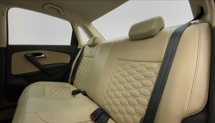 2017 Volkswagen Ameo HIGHLINE DSG 1.5 DIESEL , Diesel, Automatic, 66,122 km, Right Side Rear Door Cabin