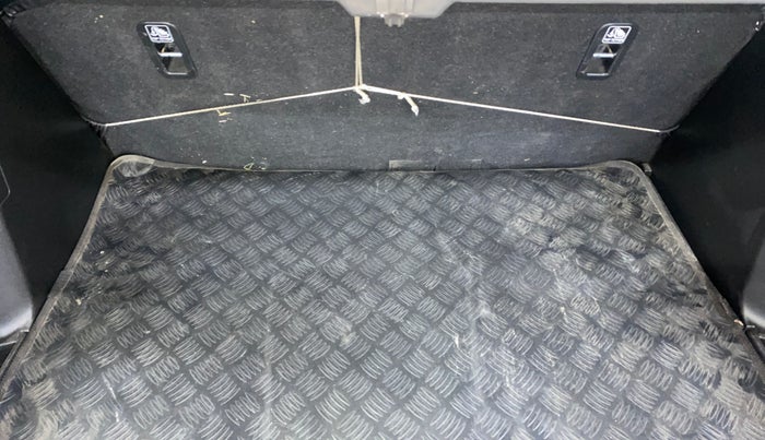 2022 Maruti Vitara Brezza LXI, Petrol, Manual, 15,627 km, Boot Inside