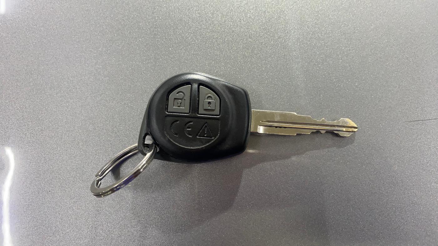 2022 Maruti Vitara Brezza LXI, Petrol, Manual, 15,627 km, Key Close Up