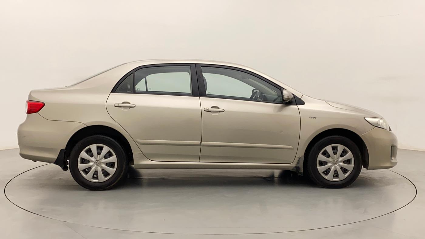 2012 Toyota Corolla Altis J PETROL, Petrol, Manual, 61,916 km, Right Side View