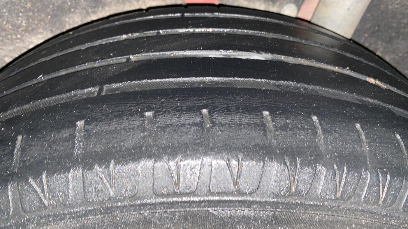 2020 Maruti Vitara Brezza ZXI PLUS DUAL TONE, Petrol, Manual, 83,804 km, Left Rear Tyre Tread