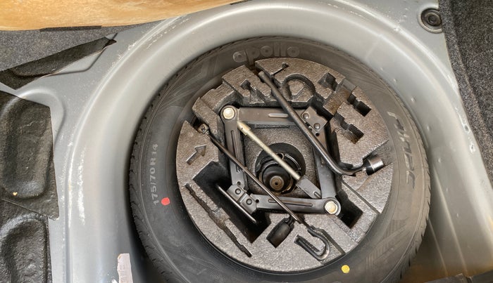 2019 Volkswagen Polo HIGHLINE PLUS 1.0 16 ALLOY, Petrol, Manual, 67,008 km, Spare Tyre