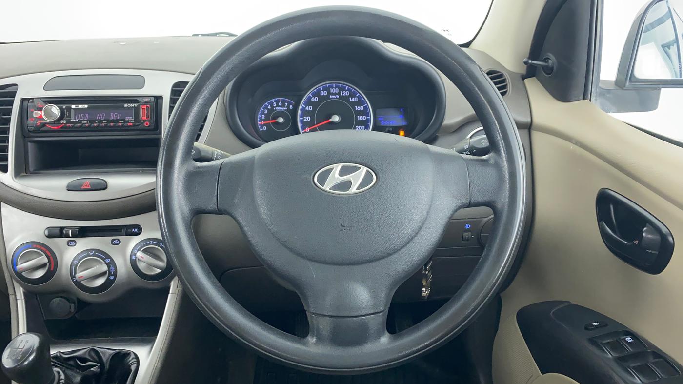2014 Hyundai i10 MAGNA 1.1 IRDE2, Petrol, Manual, 36,820 km, Steering Wheel Close Up