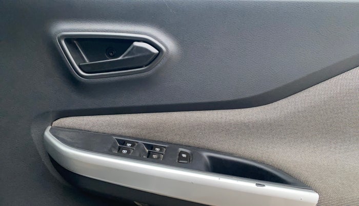 2023 Nissan MAGNITE XE, Petrol, Manual, 51,211 km, Driver Side Door Panels Control