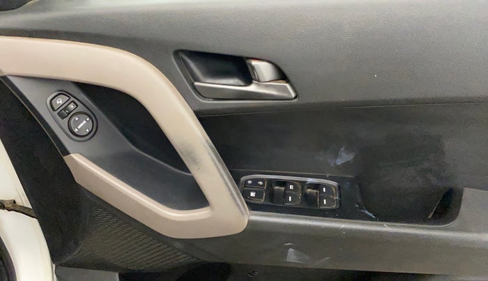 2017 Hyundai Creta SX PLUS AT 1.6 PETROL, Petrol, Automatic, 69,581 km, Driver Side Door Panels Control