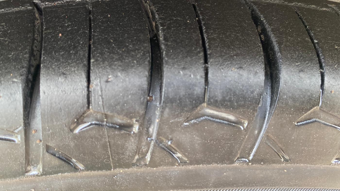 2014 Honda Amaze 1.2L I-VTEC S, Petrol, Manual, 92,197 km, Left Front Tyre Tread