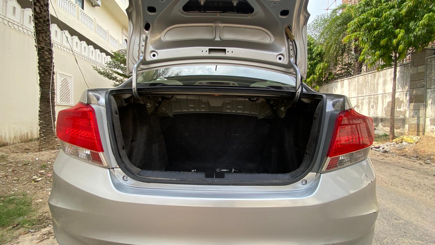 2014 Honda Amaze 1.2L I-VTEC S, Petrol, Manual, 92,197 km, Boot Inside