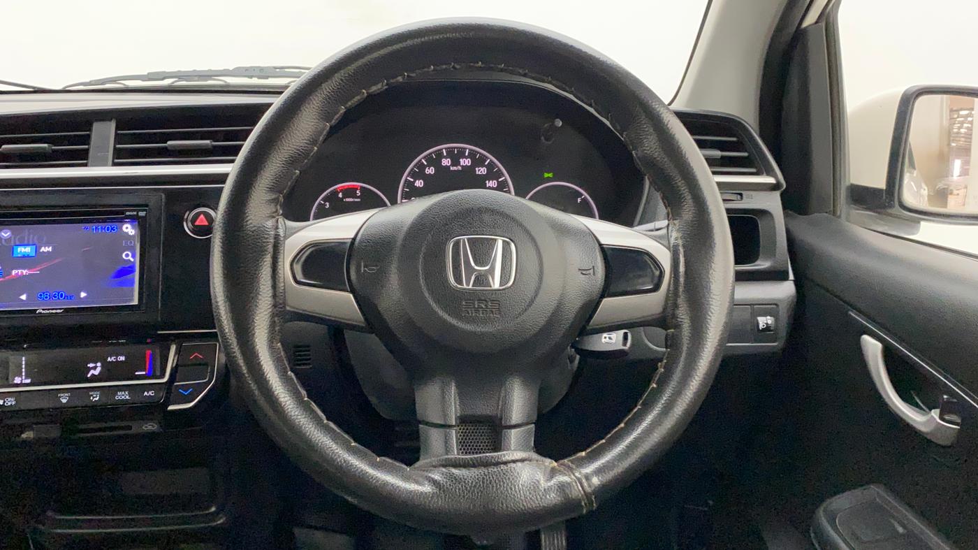 2016 Honda BR-V 1.5L I- DTEC E, Diesel, Manual, 97,574 km, Steering Wheel Close Up
