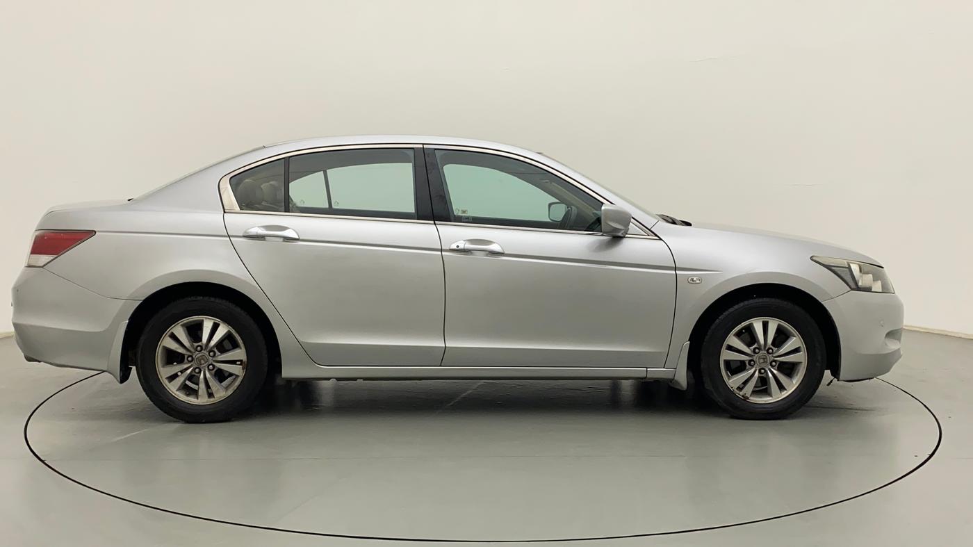 2010 Honda Accord 2.4L I-VTEC AT, Petrol, Automatic, 1,06,053 km, Right Side View