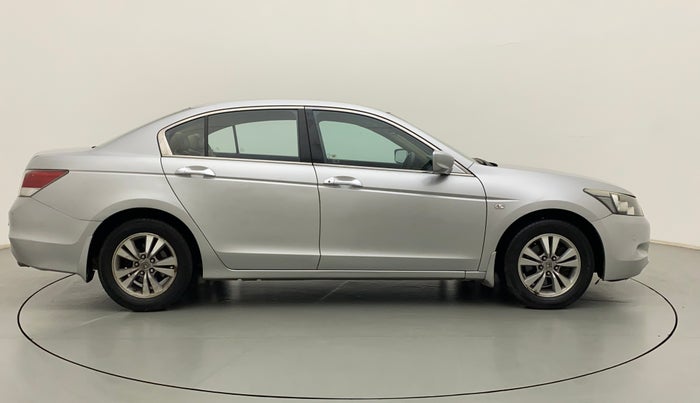 2010 Honda Accord 2.4L I-VTEC AT, Petrol, Automatic, 1,06,053 km, Right Side View