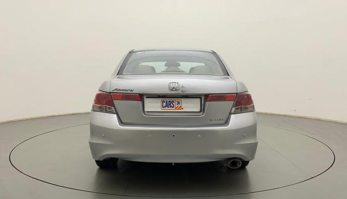 2010 Honda Accord 2.4L I-VTEC AT, Petrol, Automatic, 1,06,053 km, Back/Rear