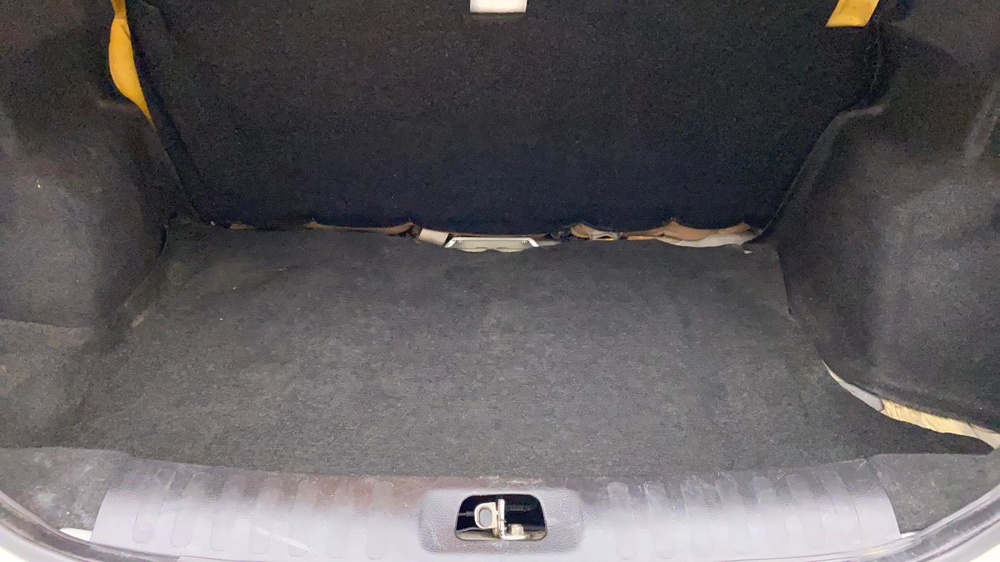 2014 Maruti Swift Dzire VXI, Petrol, Manual, 1,22,200 km, Boot Inside