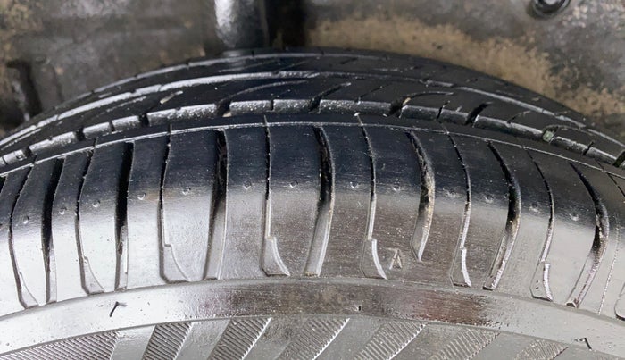 2018 Maruti Celerio VXI CNG D, CNG, Manual, 81,406 km, Right Rear Tyre Tread