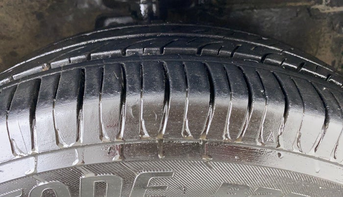 2018 Maruti Celerio VXI CNG D, CNG, Manual, 81,406 km, Right Front Tyre Tread