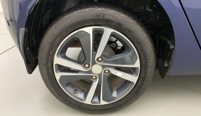 2022 Tata ALTROZ XZA PLUS, Petrol, Automatic, 7,222 km, Right Rear Wheel