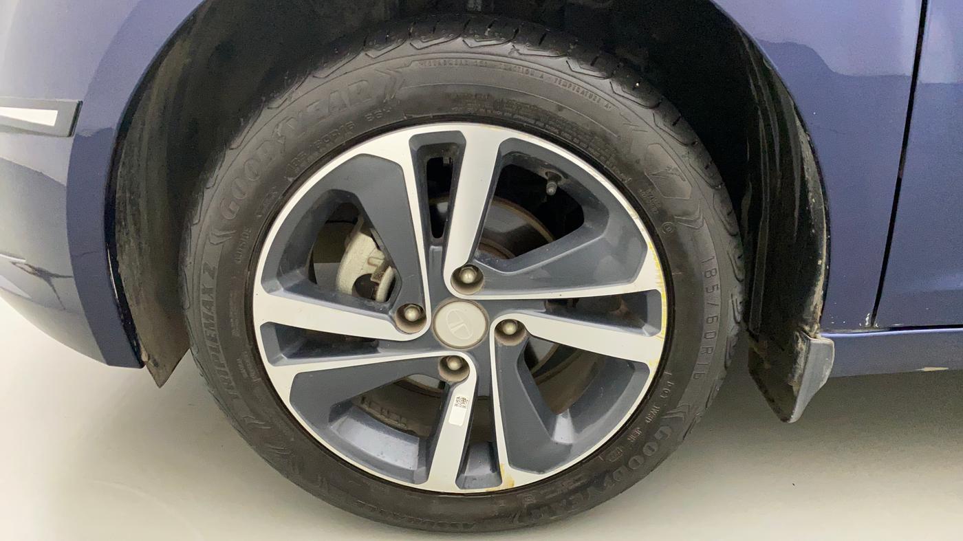 2022 Tata ALTROZ XZA PLUS, Petrol, Automatic, 7,222 km, Left Front Wheel