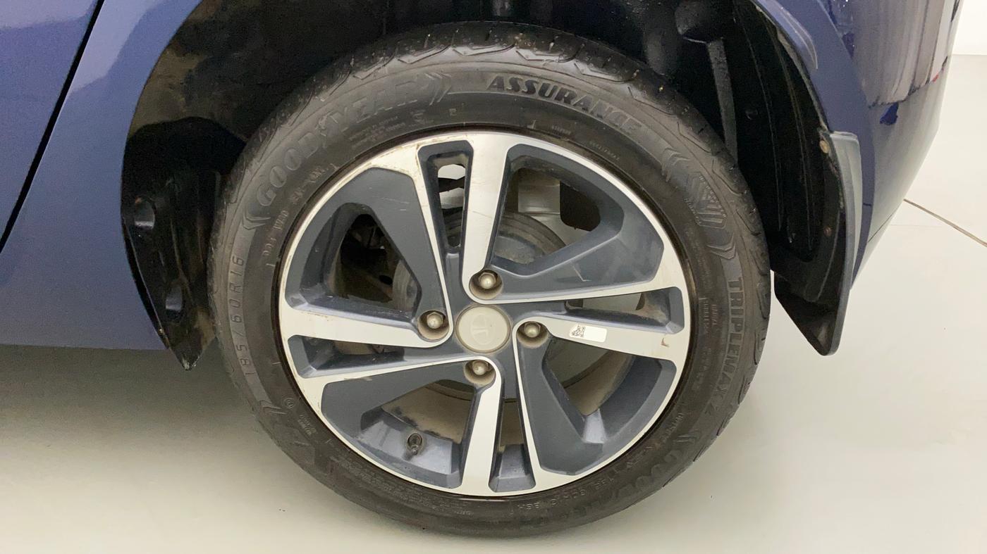 2022 Tata ALTROZ XZA PLUS, Petrol, Automatic, 7,222 km, Left Rear Wheel