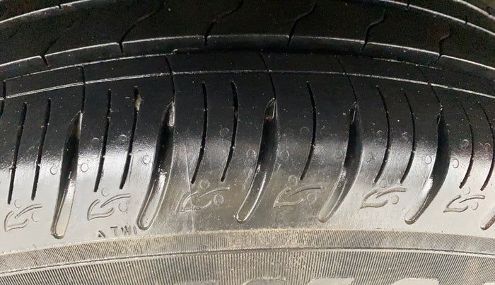 2022 Hyundai VENUE S (O) 1.0 TURBO IMT, Petrol, Manual, 25,474 km, Right Rear Tyre Tread