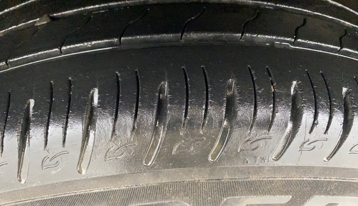 2022 Hyundai VENUE S (O) 1.0 TURBO IMT, Petrol, Manual, 25,474 km, Left Front Tyre Tread