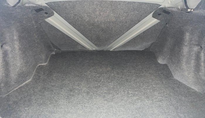 2015 Honda Amaze 1.2L I-VTEC S, Petrol, Manual, 68,769 km, Boot Inside