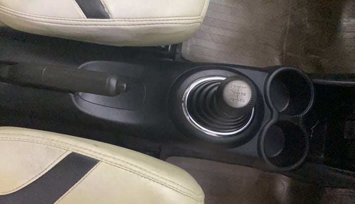 2015 Honda Amaze 1.2L I-VTEC S, Petrol, Manual, 68,769 km, Gear Lever