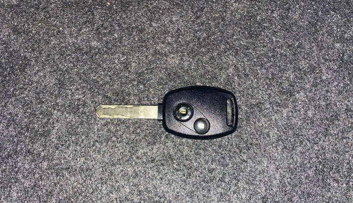 2015 Honda Amaze 1.2L I-VTEC S, Petrol, Manual, 68,769 km, Key Close Up