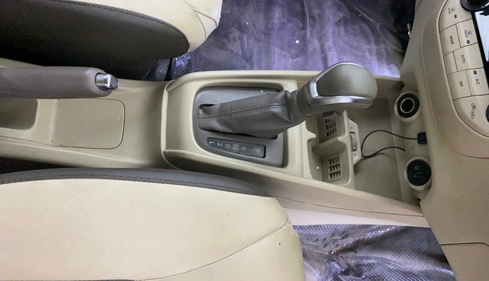 2019 Maruti Ertiga ZXI AT SHVS, Petrol, Automatic, 54,496 km, Gear Lever