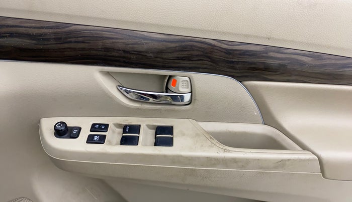 2019 Maruti Ertiga ZXI AT SHVS, Petrol, Automatic, 54,496 km, Driver Side Door Panels Control