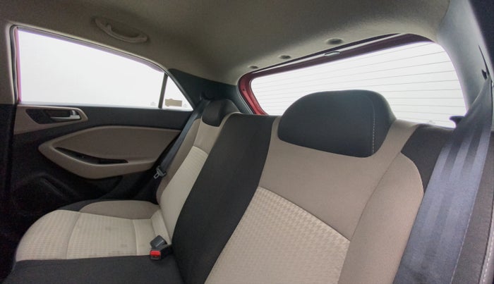 2018 Hyundai Elite i20 ASTA 1.2, Petrol, Manual, 36,043 km, Right Side Rear Door Cabin