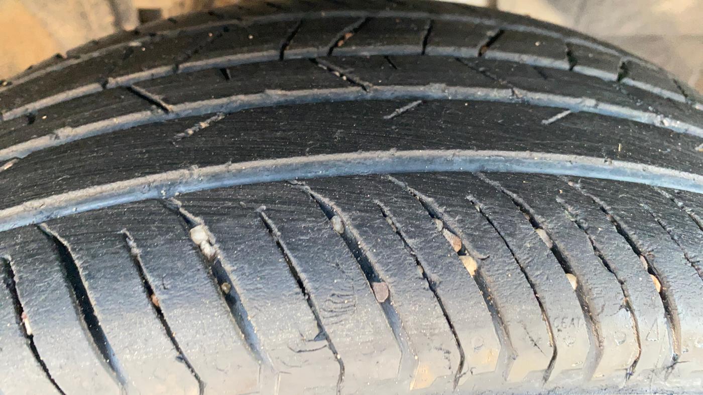 2023 Renault Kiger RXZ MT, Petrol, Manual, 29,339 km, Right Front Tyre Tread