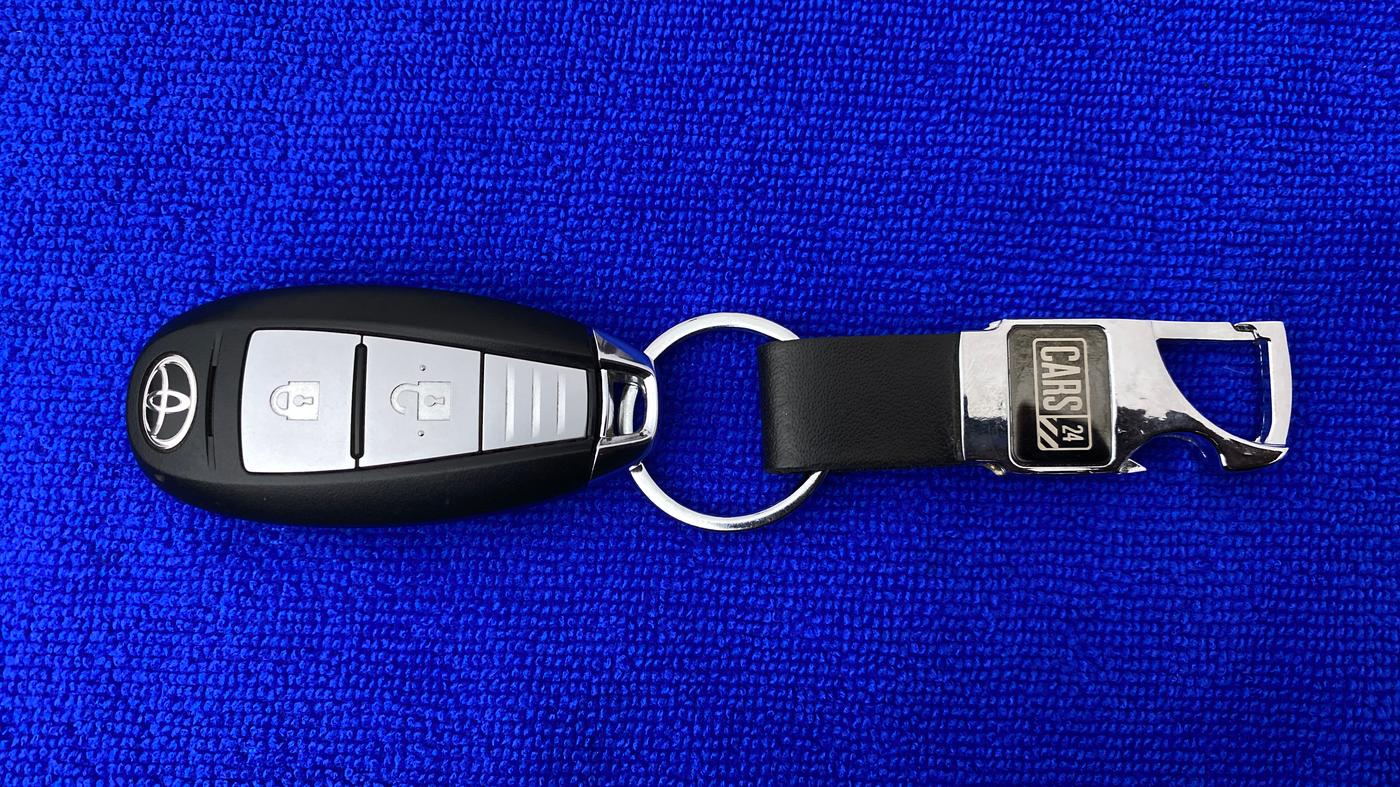 2022 Toyota URBAN CRUISER PREMIUM MT, Petrol, Manual, 5,967 km, Key Close Up