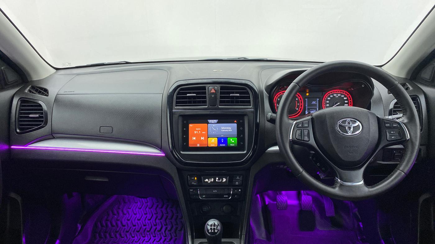 2022 Toyota URBAN CRUISER PREMIUM MT, Petrol, Manual, 5,967 km, Dashboard