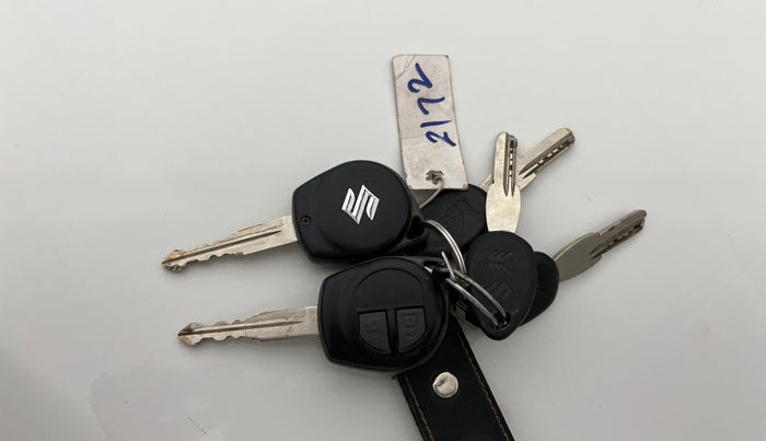 2015 Maruti Ertiga VXI, Petrol, Manual, 75,744 km, Key Close Up