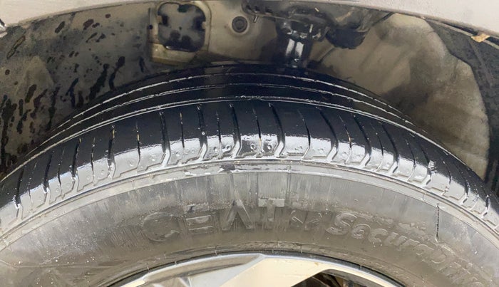 2019 Hyundai VENUE SX 1.0 TURBO, Petrol, Manual, 71,581 km, Left Front Tyre Tread