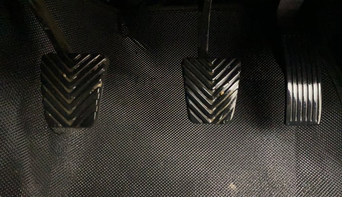 2019 Hyundai VENUE SX 1.0 TURBO, Petrol, Manual, 71,581 km, Pedals