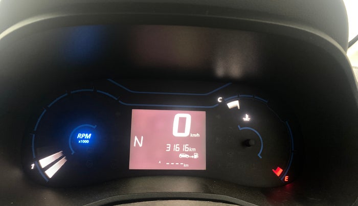 2020 Renault Kwid RXT 1.0 AMT (O), Petrol, Automatic, 31,576 km, Odometer Image