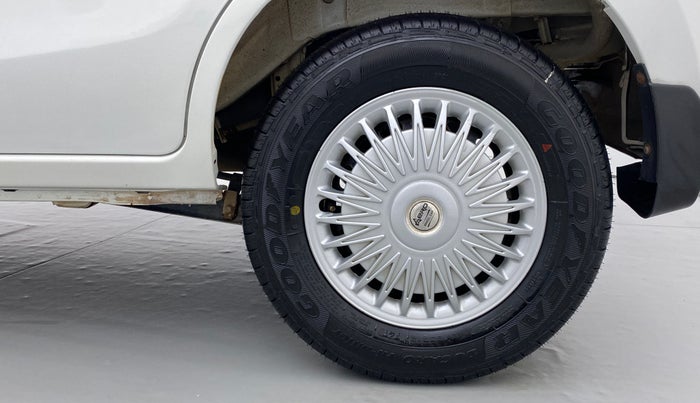 2016 Maruti Alto 800 LXI, Petrol, Manual, 26,710 km, Left Rear Wheel