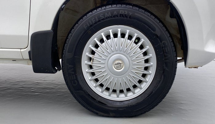 2016 Maruti Alto 800 LXI, Petrol, Manual, 26,710 km, Right Front Wheel