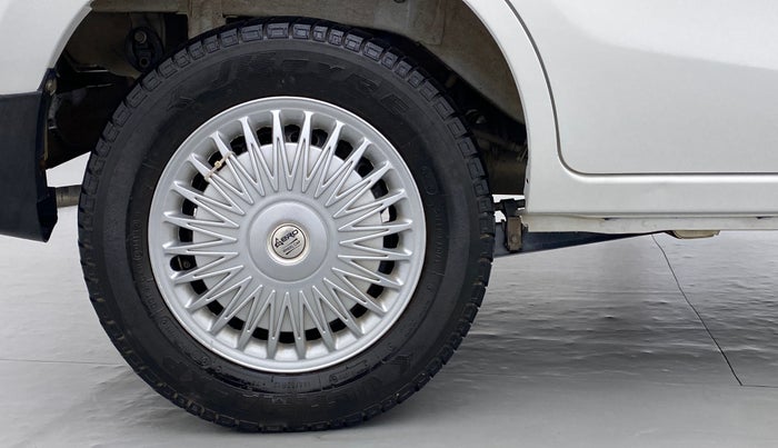 2016 Maruti Alto 800 LXI, Petrol, Manual, 26,710 km, Right Rear Wheel